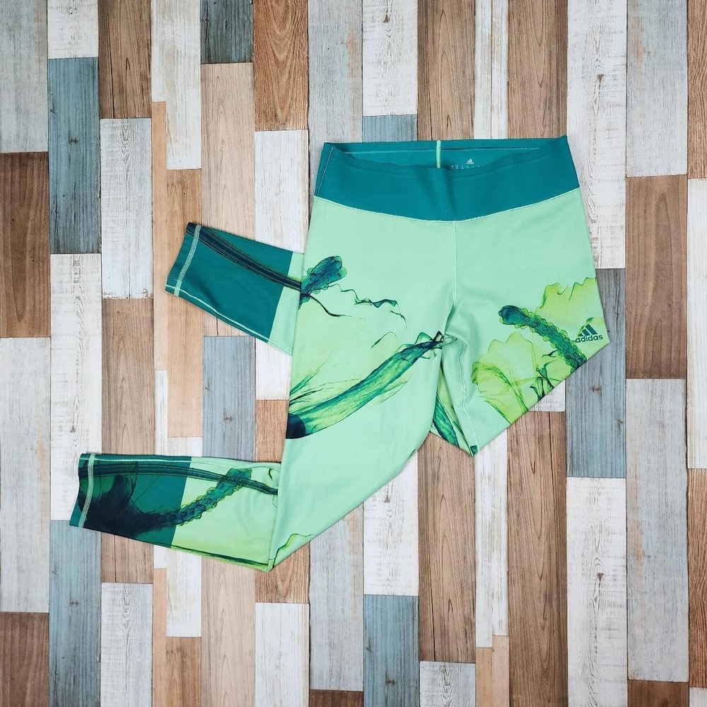 RARE‎ Adidas Around the World Collection Green Print Oceania Watercolor Leggings